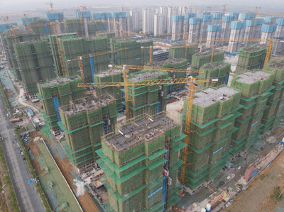 防疫施工“两手抓”，重点工程建设“不打烊”——房屋建设工程施工的坚实步伐