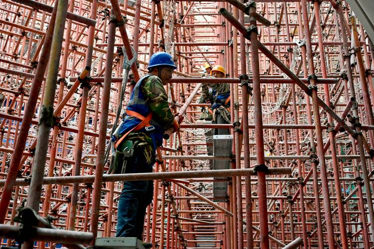 吹响复工“集结号” 贵阳贵安房屋市政工程建设正酣